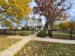 417 S Riverside Dr, Winamac, IN 46996