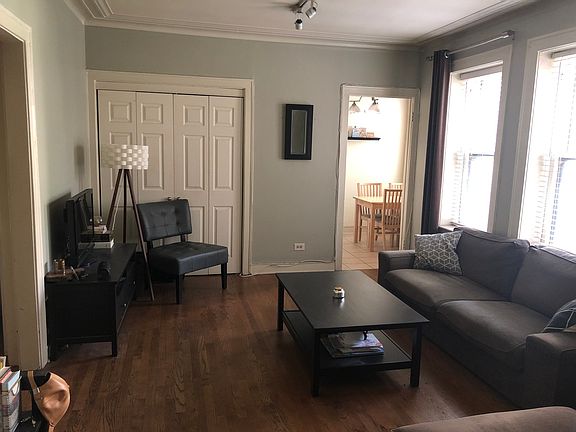 2nd image of 3604 N Pine Grove Ave APT 1F