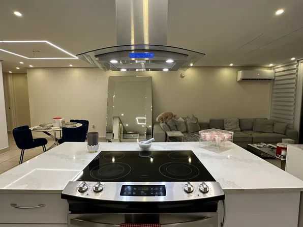 600 Bouleva Rd, Carolina, PR 00987