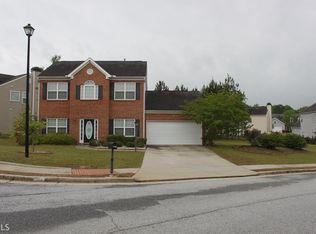 2402 Fall Creek Lndg, Loganville, GA 30052