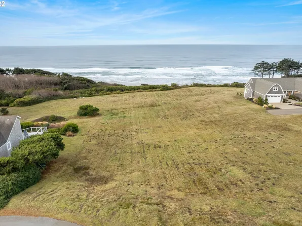 15 Nantucket Dr, Pacific City, OR 97135