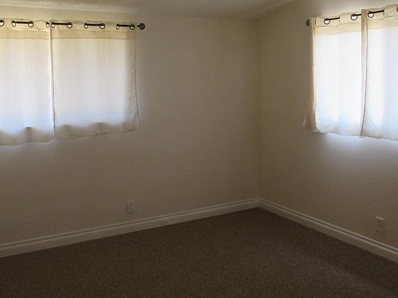 5th image of 296 Mesa Way