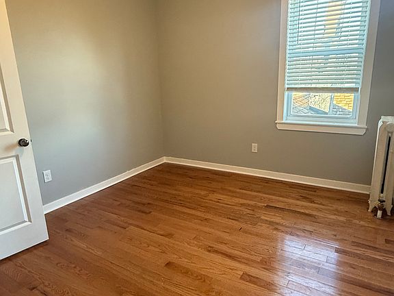 5th image of 24 Loudoun St #4