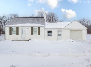 27281 Gloede Dr, Warren, MI 48088