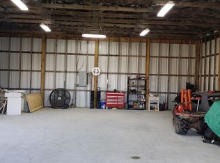 1910 Caroline Ave, Cove, TX 77523