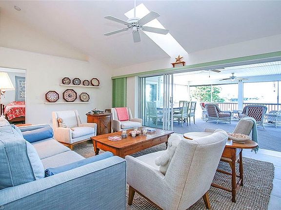 5th image of 513 Lake Murex Cir