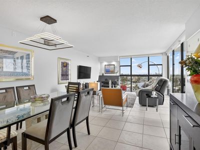 20505 E Country Club Dr APT 833, Aventura, FL, 33180