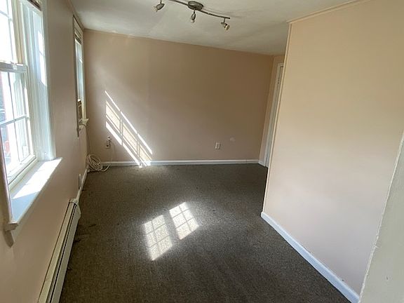 1st Bedroom - Very Sunny
Landlord willing to replace carpet with wood floor