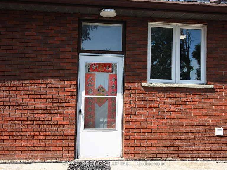 12973 Warden Ave — Photo 3
