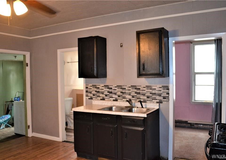 422 Willett St, Buffalo, NY 14206 Zillow