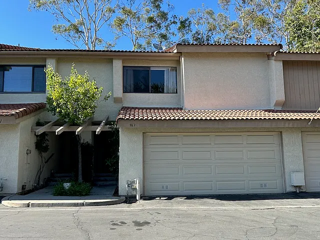 963 Creekside Dr — Photo 1