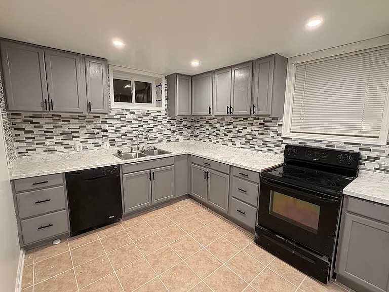 5040 Redan Rd #BASEMENT — Photo 29