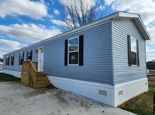 20 Iris Ln, Pittsburg, KS 66762