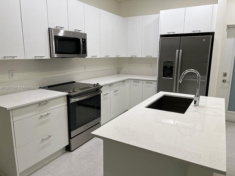 1st image of 8001 NW 41st St #220