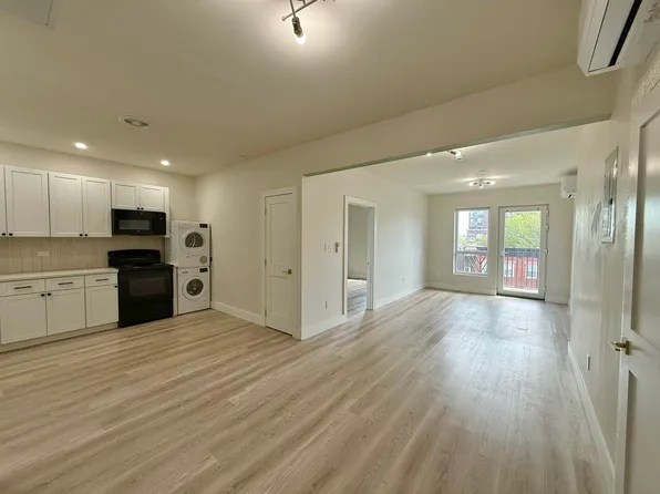 952 Bedford Ave, Brooklyn, NY