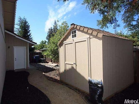 side yard with shed for your use