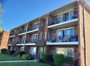 10608 Central Ave APT 2C, Chicago Ridge, IL 60415