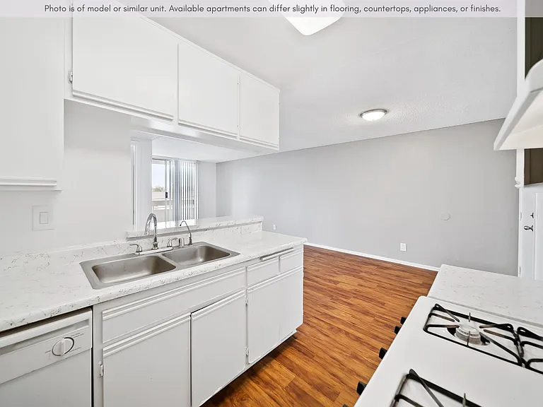 Park View Apartments — Photo 9