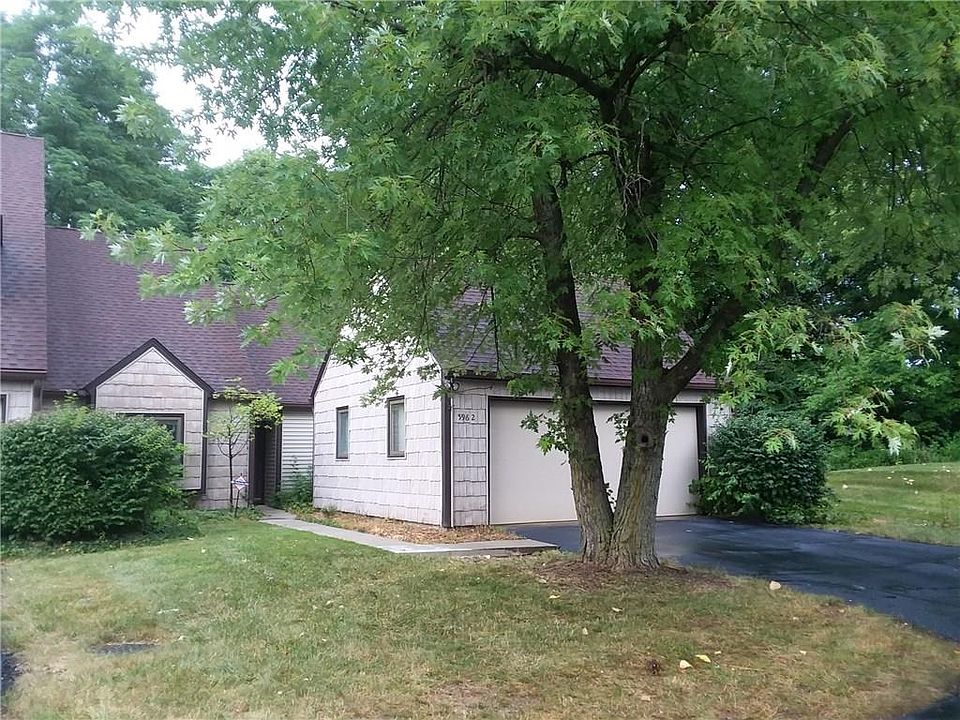 2nd image of 5962 Highgate Cir E