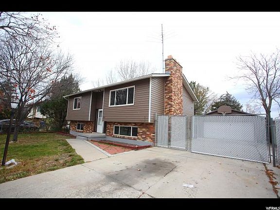 5th image of 322 N Star Crest Dr