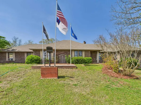 173 White River Dr, Mountain Home, AR 72653