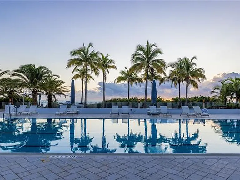 615 Ocean Dr #6A — Photo 36