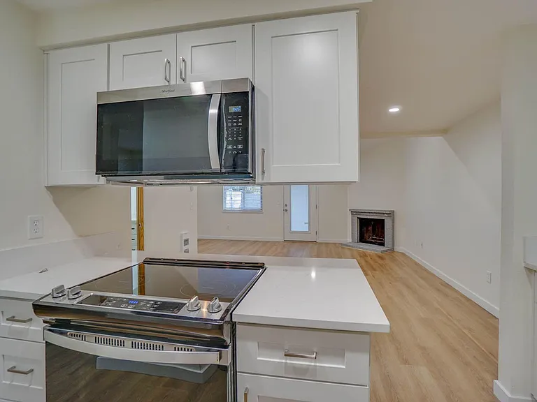 7600 NE Vancouver Mall Dr — Photo 28