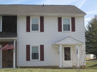 300 New Kent Rd, Blacksburg, VA 24060