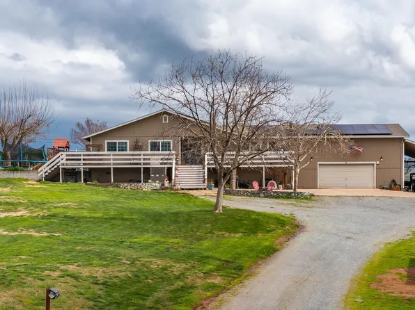 7855 Sparrowk Rd, Valley Springs, CA 95252