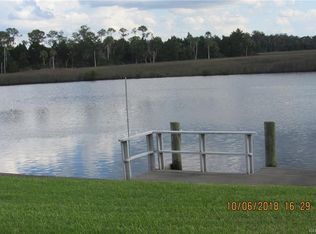 11428 W Bayshore Dr, Crystal River, FL 34429