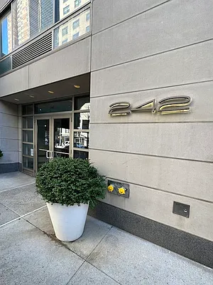 Rented by Brown Harris Stevens | media 20