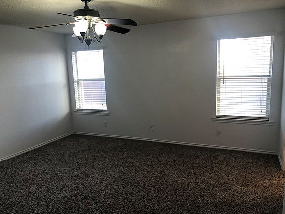 4th image of 5401 Wimberley St