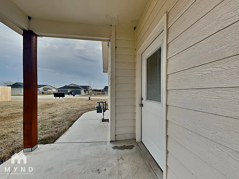 5760 E Bristol St #5760 — Photo 17