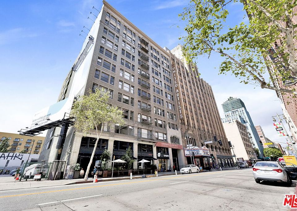 1st image of 939 S Broadway #511