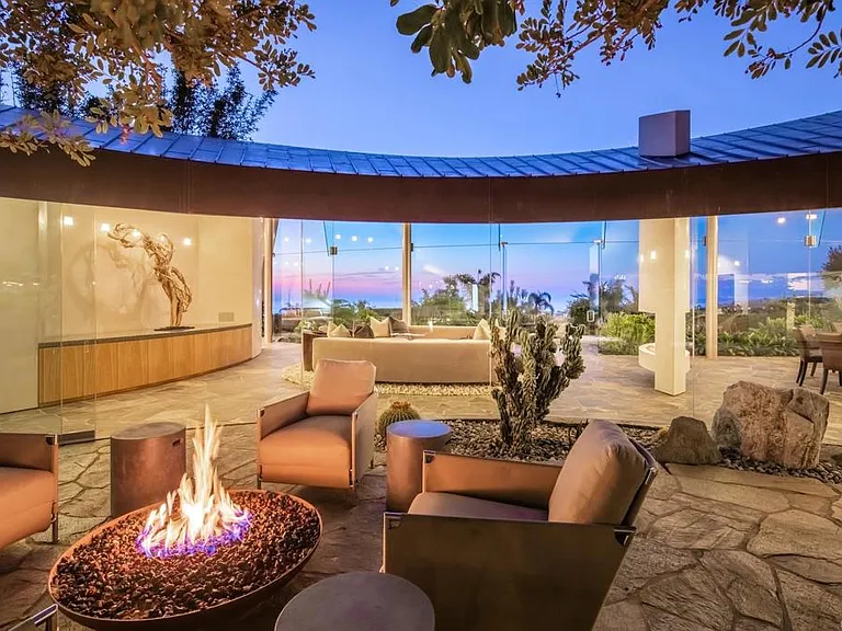 724 Muirlands Vista Way — Photo 4