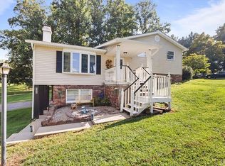 400 Johnson Ln, Bedford, IN 47421