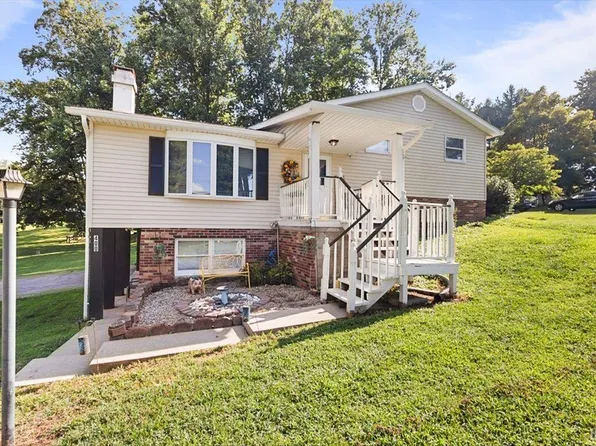 400 Johnson Ln, Bedford, IN 47421