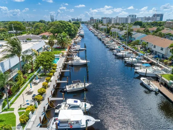 2400 NE 16th Street NE #104, Pompano Beach, FL 33062