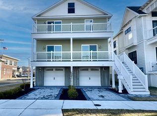 15 N Vendome Ave, Margate, NJ 08402