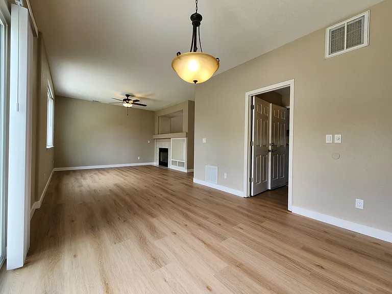 14139 E 101st Pl — Photo 15