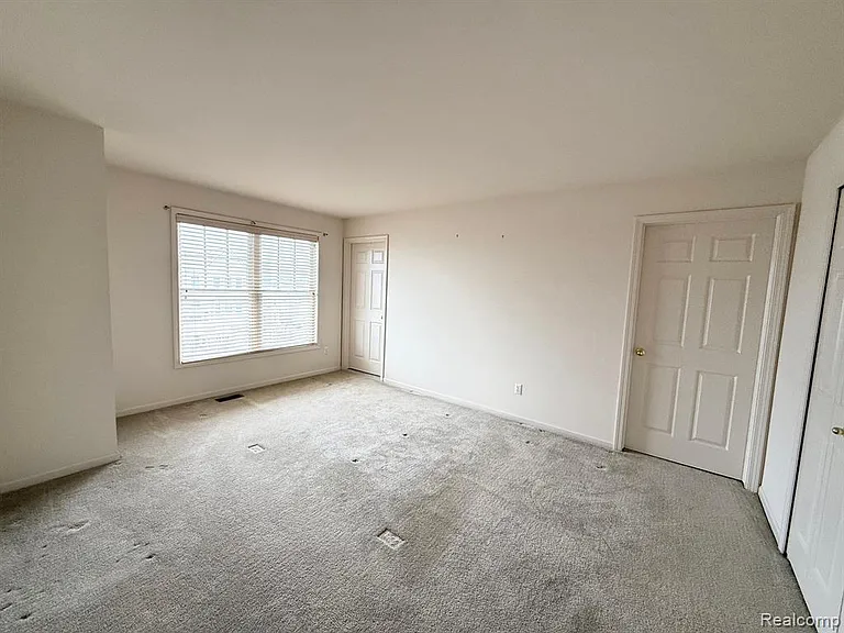 3930 Forester Blvd — Photo 17