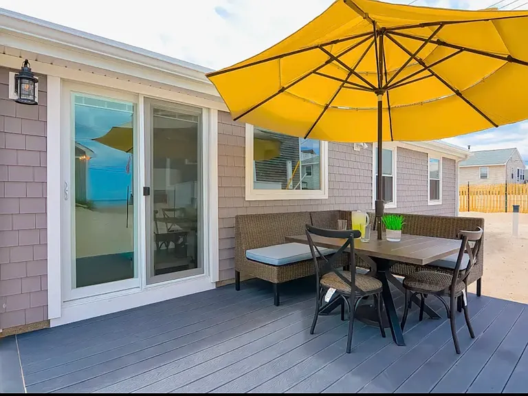 135 Taylor Ave — Photo 14