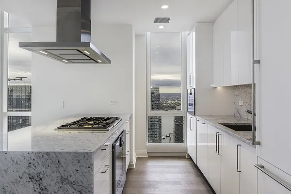 Rented by Brown Harris Stevens | media 15