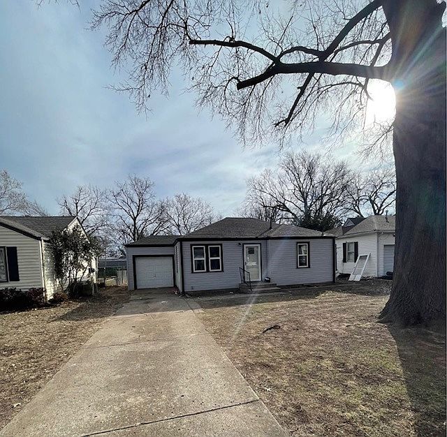 1st image of 541 N 12th St