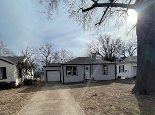 541 N 12th St, Ponca City, OK 74601