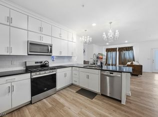 1 Sadie Cir #1101, Union Twp., NJ 07083