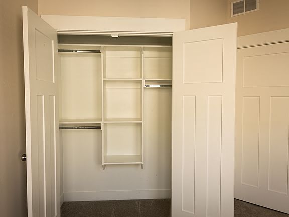 3rd image of 1009 S 2740 E