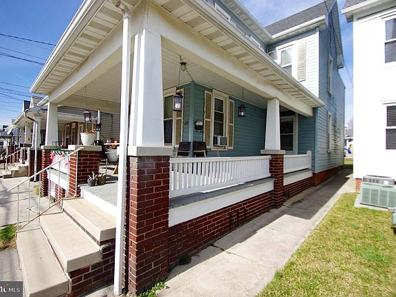 2nd image of 325 High St