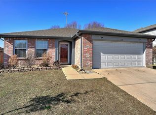 2200 Sherbrooke Ct, Sherman, TX 75092