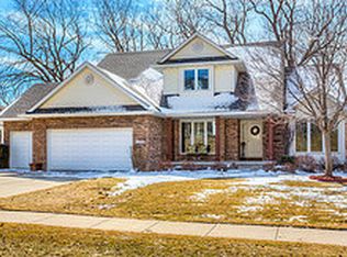 14932 Sheridan Ave, Clive, IA 50325
